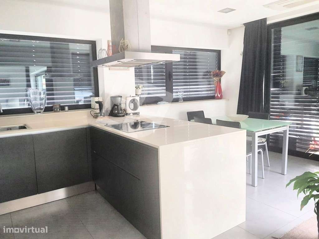 Moradia T4 Isolada, com Terreno - Ílhavo - Grande imagem: 5/42