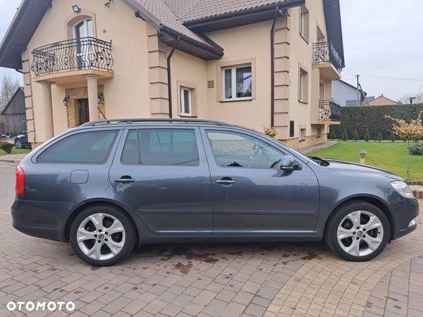 Skoda Octavia 2.0 TDI DPF Elegance - 18