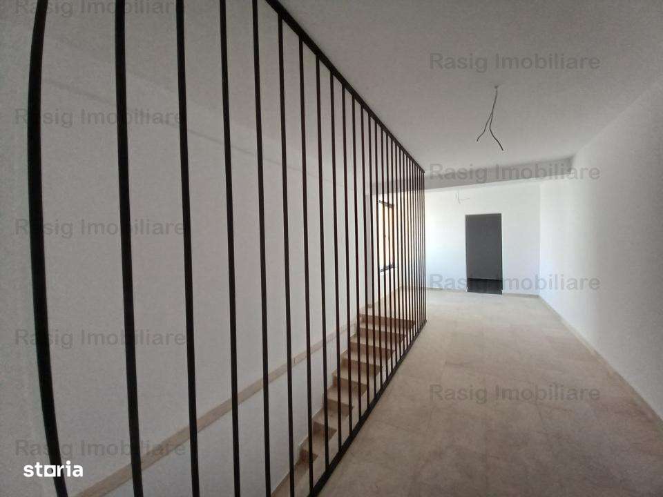 3 camere Tip B2 , etaj 3 , nu se aplica tva , pret negociabil - Imagine principală: 4/10