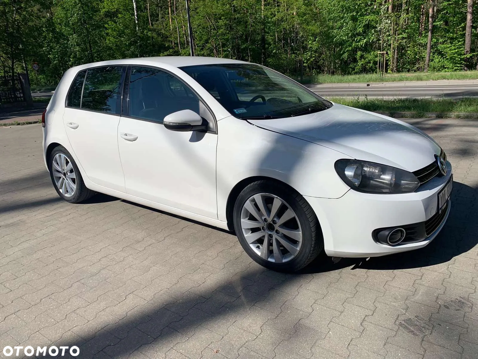 Volkswagen Golf 2.0 TDI DPF DSG Highline - 8