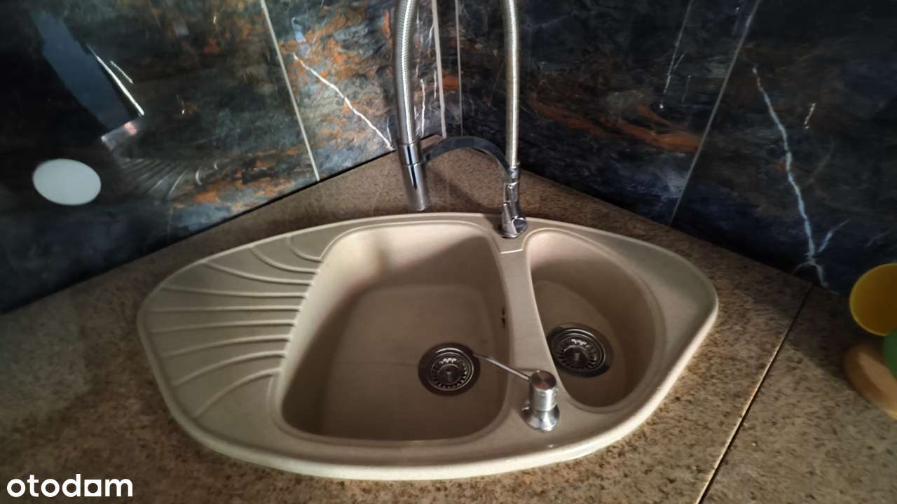 3 pokoje na pierwszym piętrze!-3