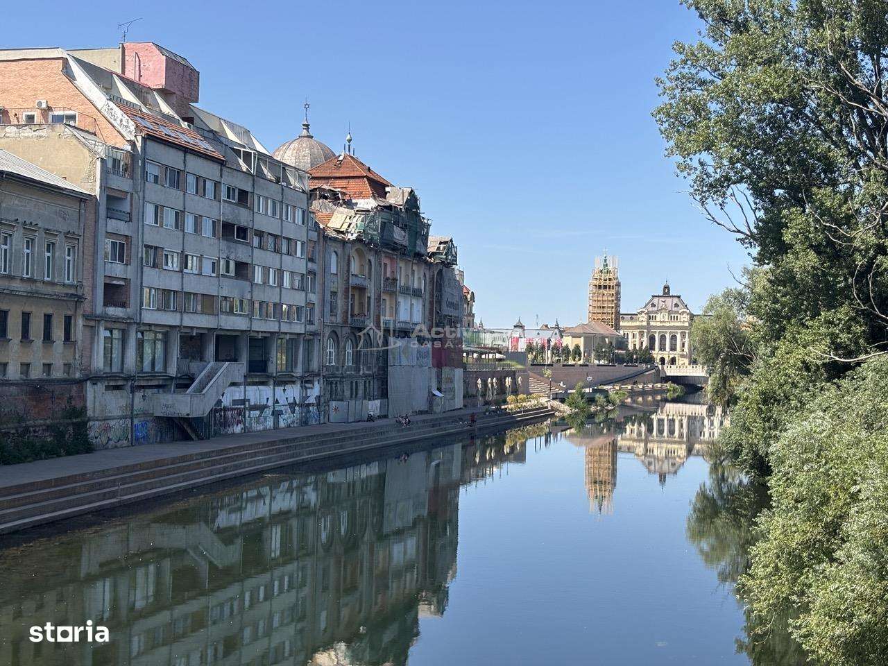 Apartament 129 mp cu vedere spre Crisul Repede si demisol independent-16