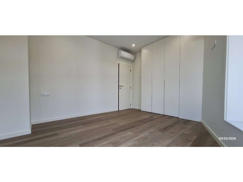 Excelente Apartamento T3 com terraço!-13