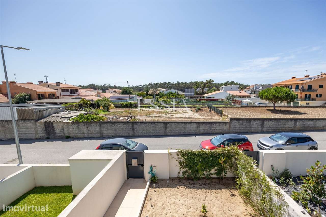 Moradia T3 com Piscina em Condomínio Fechado em Ovar-37