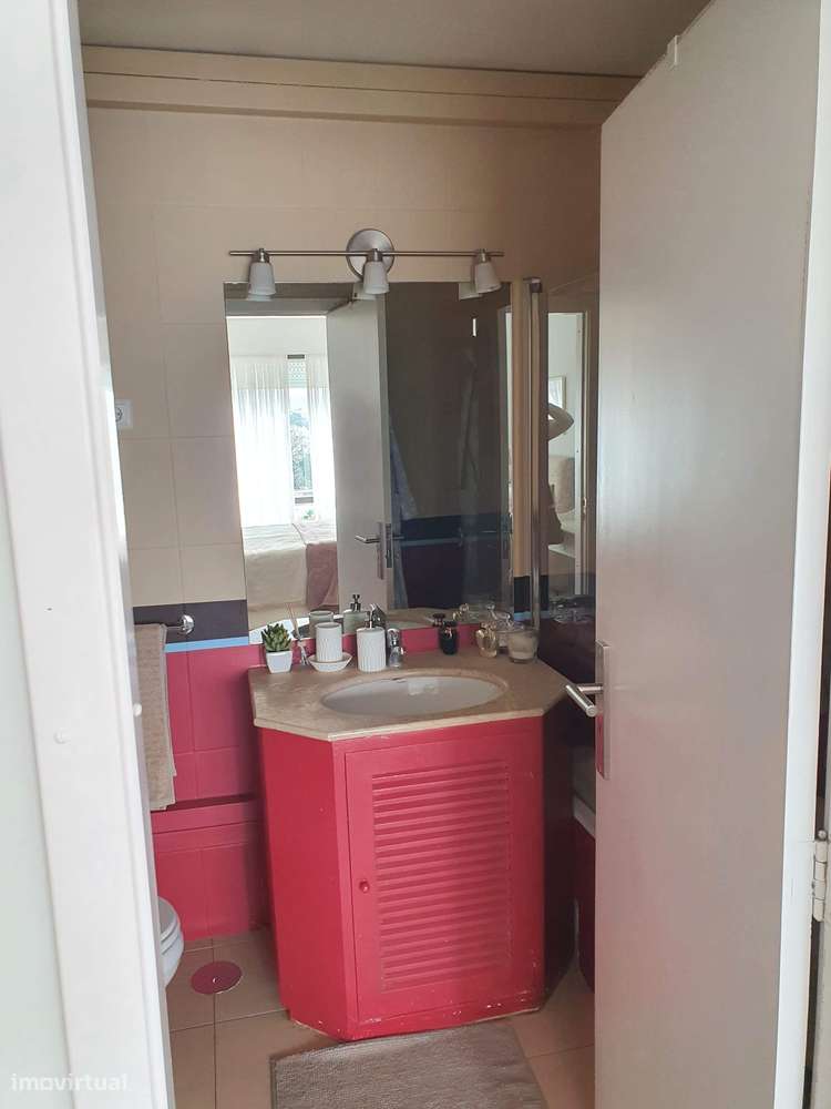 REF#4246 - T3 C/Garagem & Arrumos – À Avenida da Boavista, Porto-5