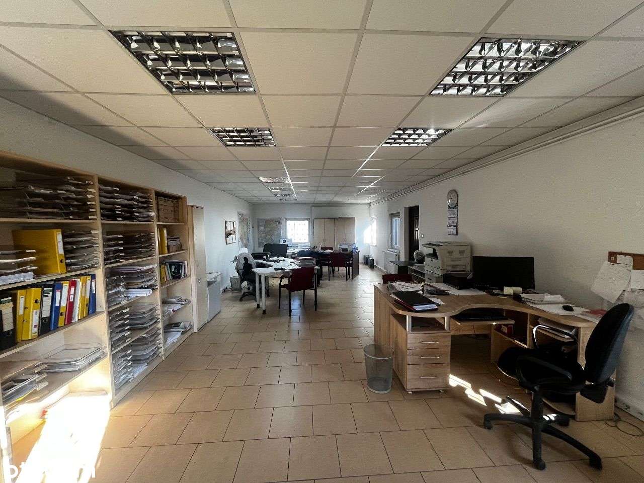 Kompleks budynków przemysłowo-magazynowych+biura-9