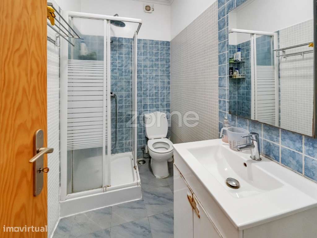 Apartamento T4 Intendente-5