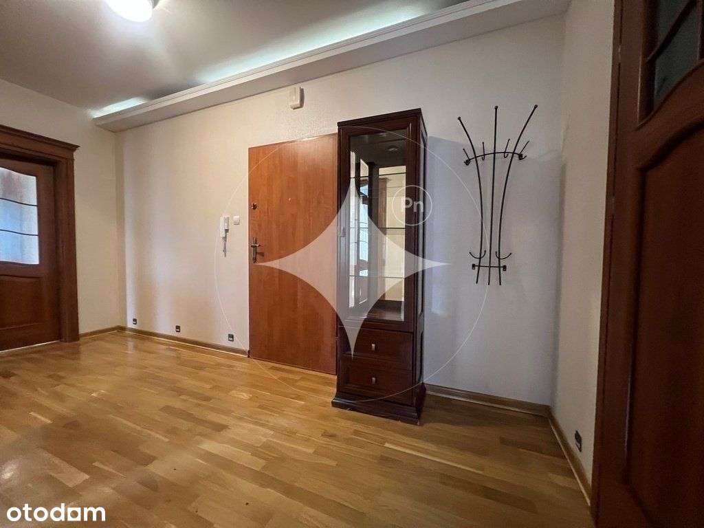 Stare Miasto Apartament+miejsce parkingowe+piwnica-5