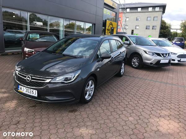 Opel Astra IV 1.6 CDTI Sport - 1