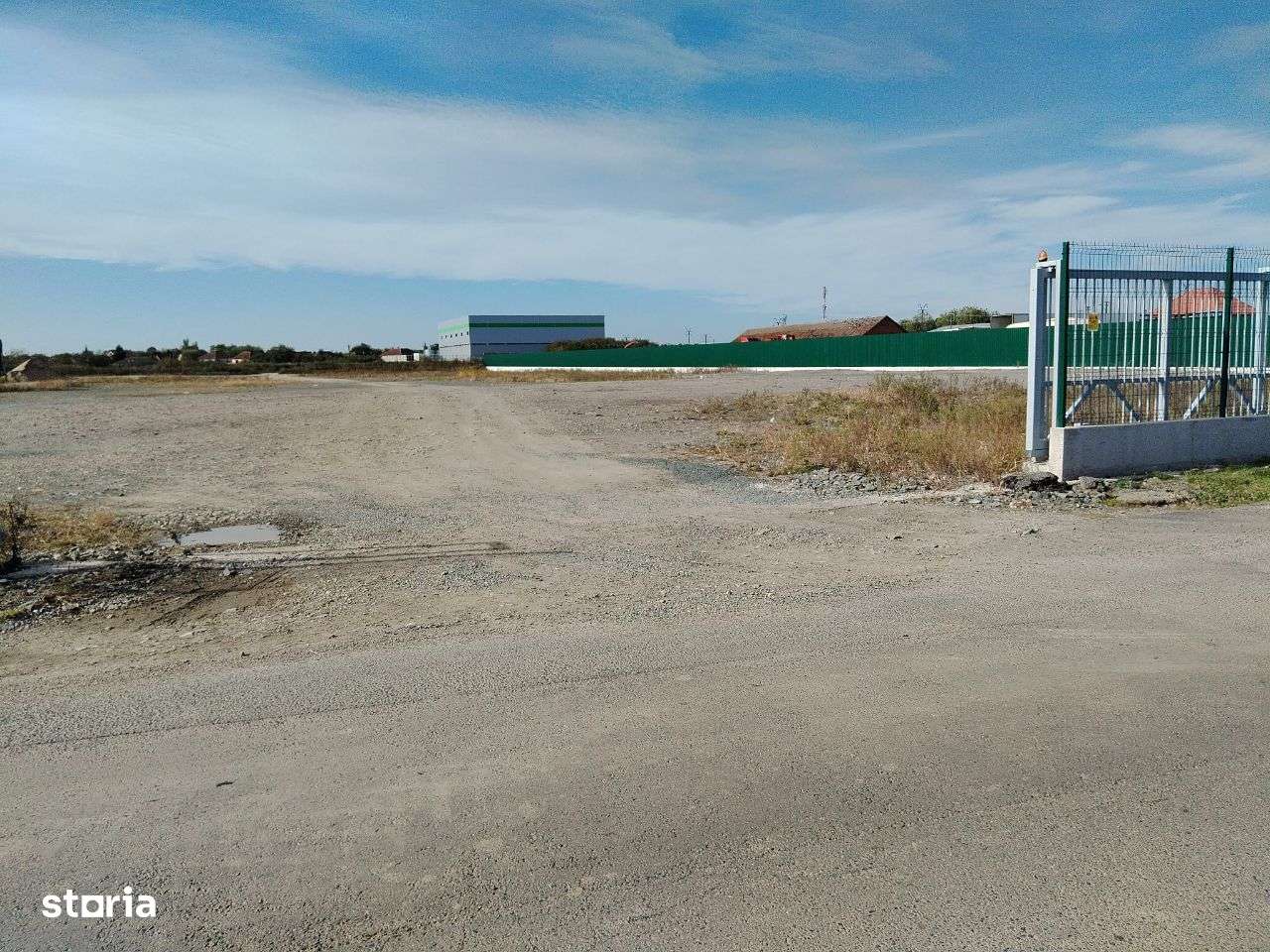 Parcare Vladimirescu 8 000 mp,terasament ,imprejmuit ,3000 euro - Imagine principală: 1/3