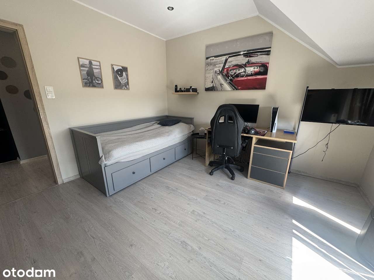 dom  147m2 , działka 904m2-12