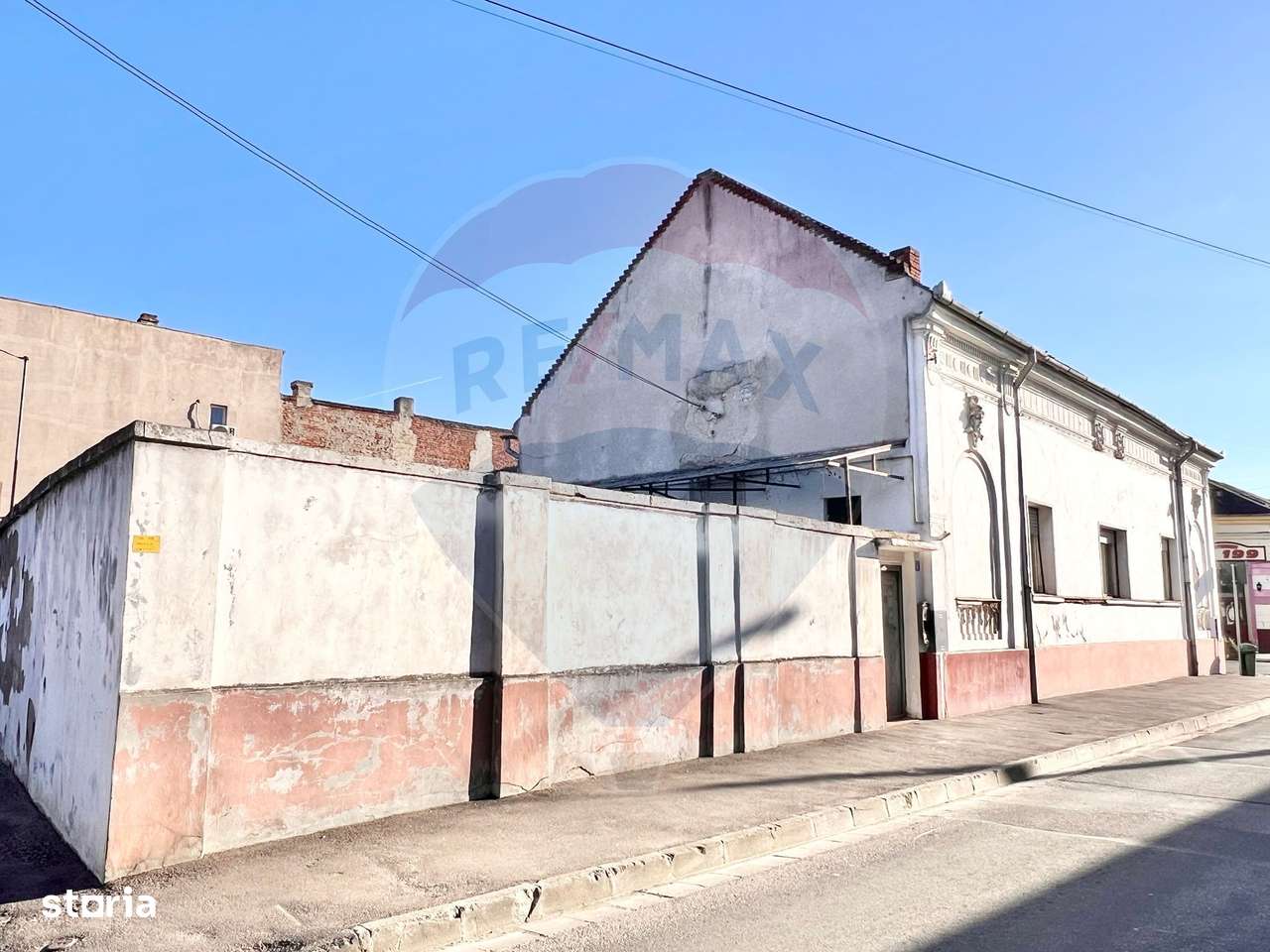 De vânzare casă cu 4 camere, Ultracentral, str Mihai Eminescu-8