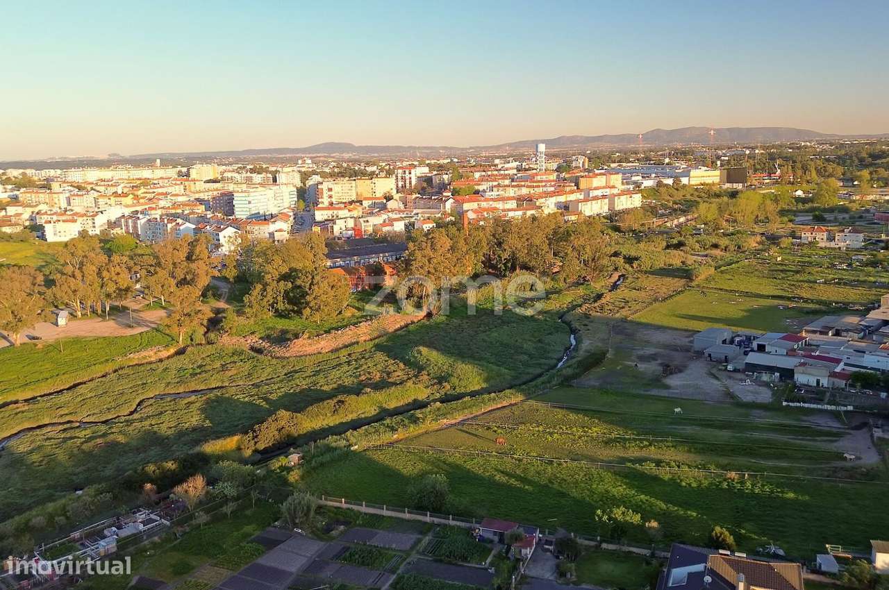 Apartamento T2 em Paivas, Amora-27