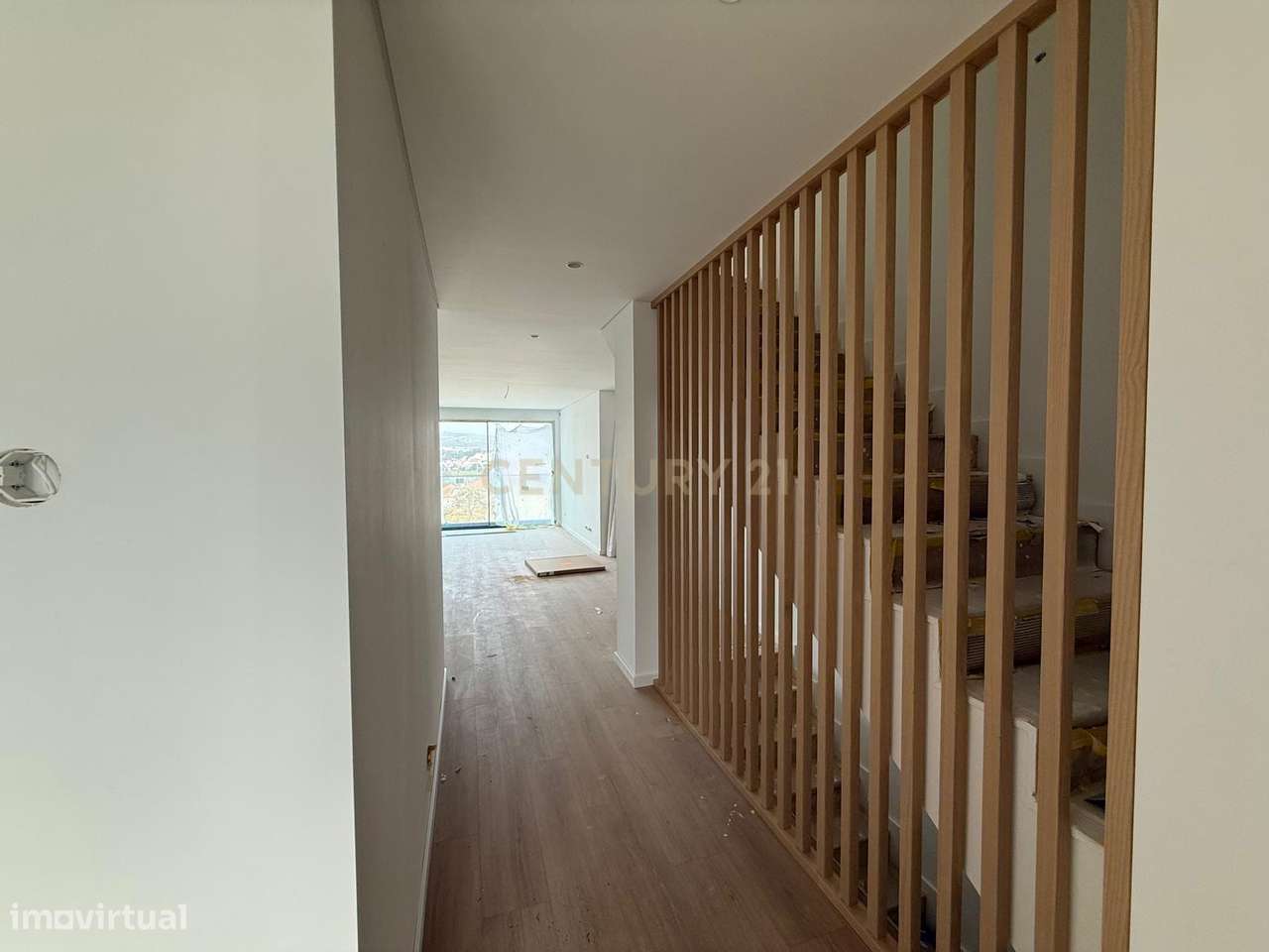 Moradia em Banda T3+1|Garagem|Terraço|Loures - Grande imagem: 4/22