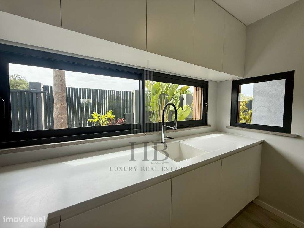 Moradia T3 com Jardim em Bicesse | Cascais-4