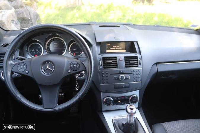 Mercedes-Benz C 220 CDi Avantgarde BlueEfficiency - 9