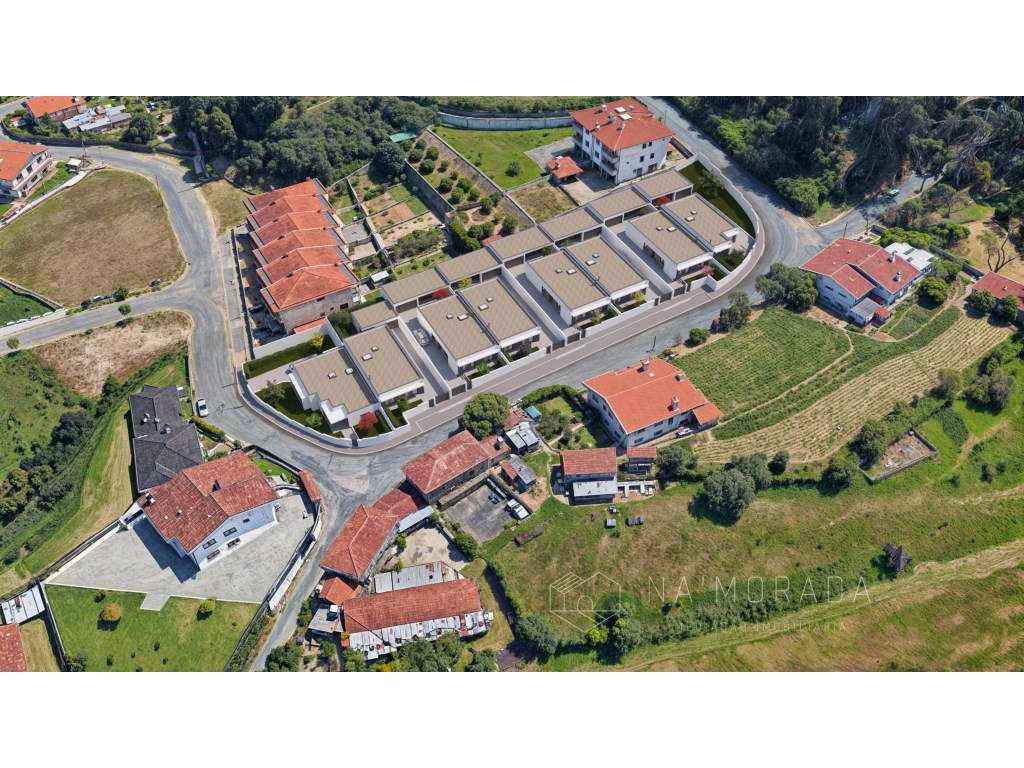 Moradia térrea de 3 quartos em Travanca, em construção, 2 min centr...-11