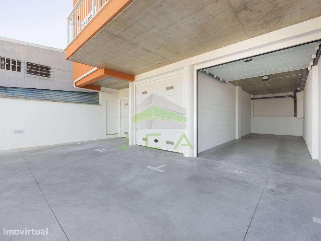 Apartamento T2 semi-novo-23