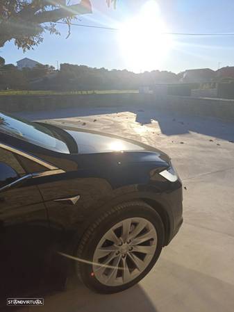 Tesla Model X 100 kWh Long Range AWD - 4