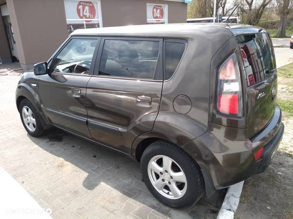 Kia Soul - 2