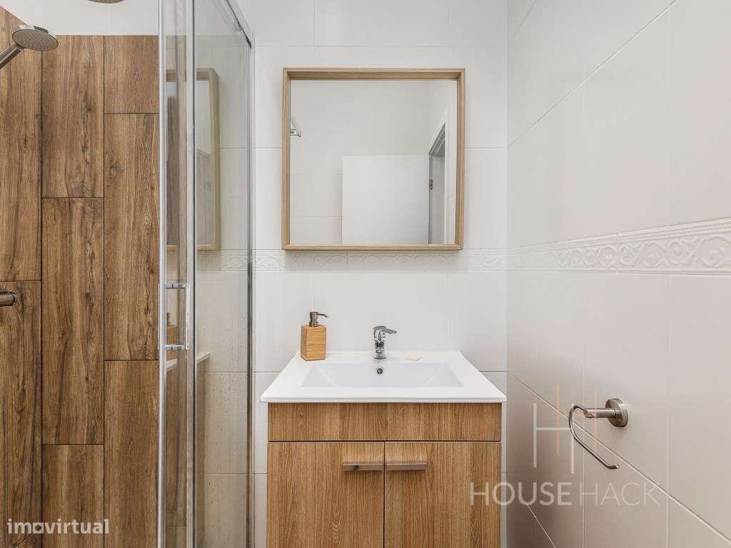 Moradia com piscina junto à Barragem de Castelo de Bode-29