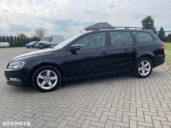 Volkswagen Passat 1.6 TDI Perfectline - 21