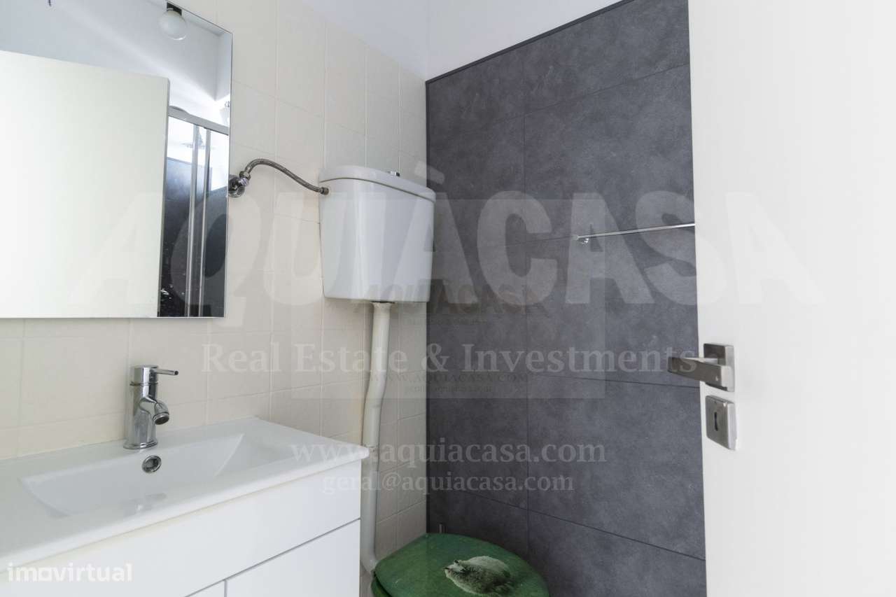 T3mobilado junto a Polo Universitário-19