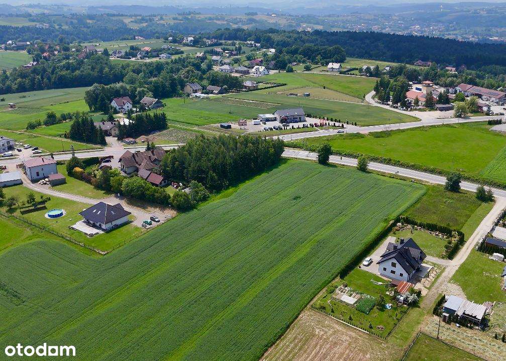 Działka inwestycyjna przy drodze wojewódzkiej -Siedliska -gmina Bobowa-2