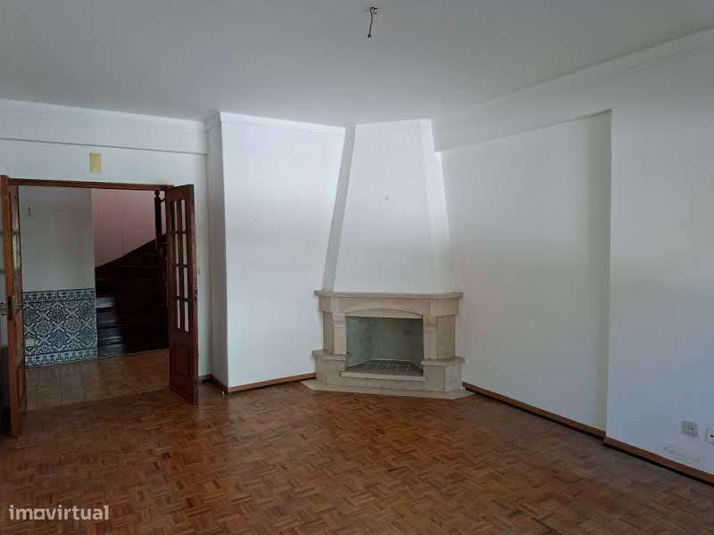 Apartamento T5 DUPLEX Venda-15