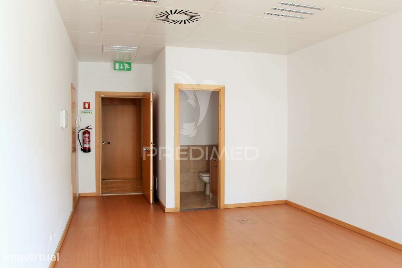 Escritório com vista rio e estacionamento - Lisboa - Grande imagem: 4/12