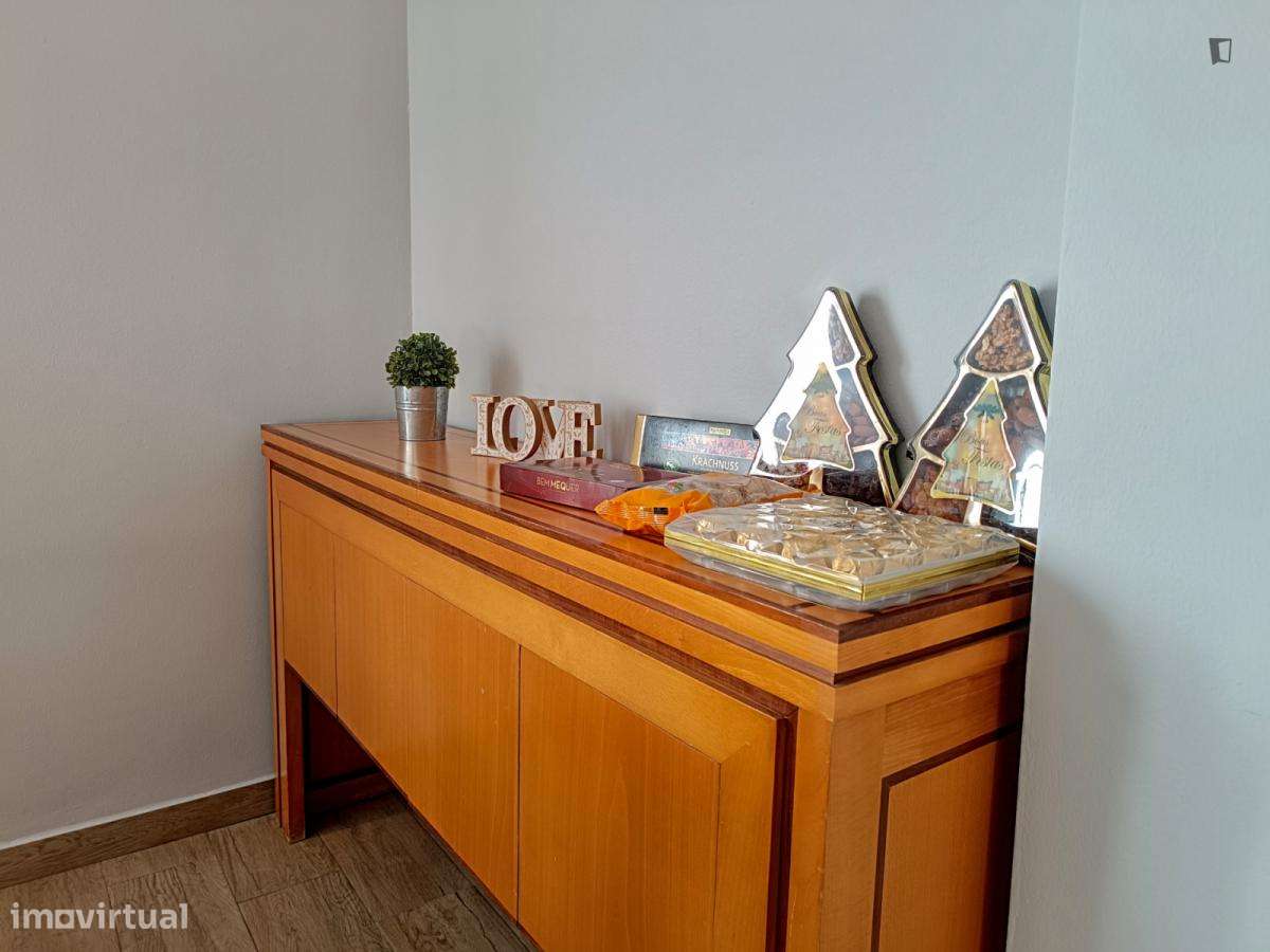 Quarto - localizado em Portimao - Grande imagem: 5/7