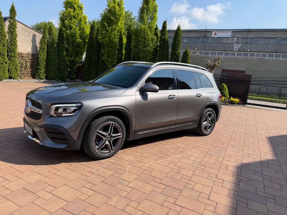Mercedes-Benz GLB 250 4-Matic AMG Line 8G-DCT 2022