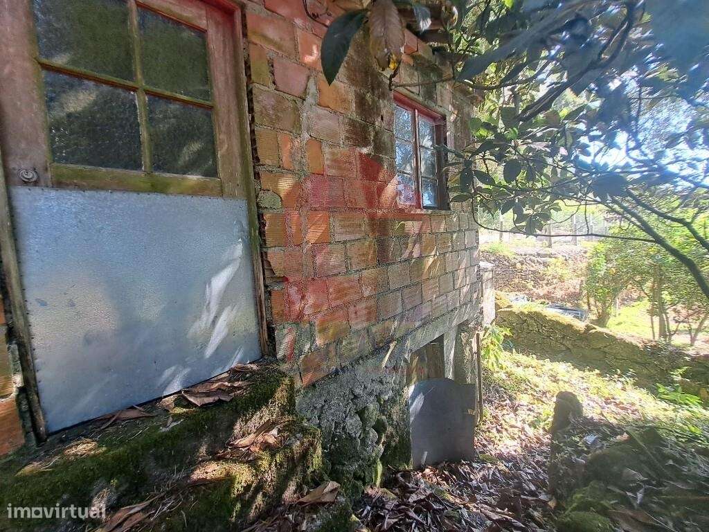 Moradia para restauro - Grande imagem: 3/14