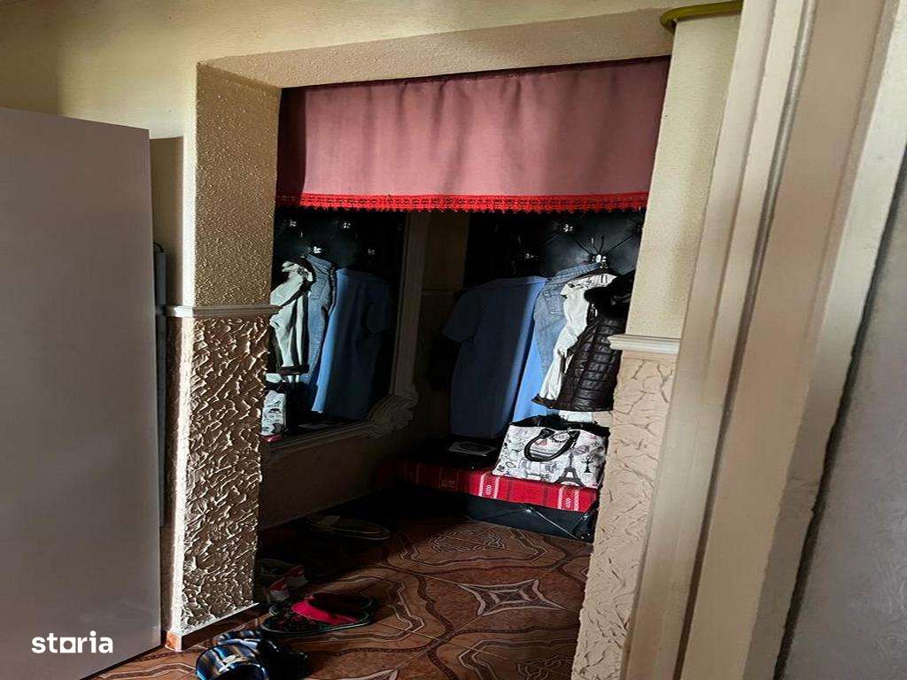 Radu Negru etaj 3 Balcon 7m-6