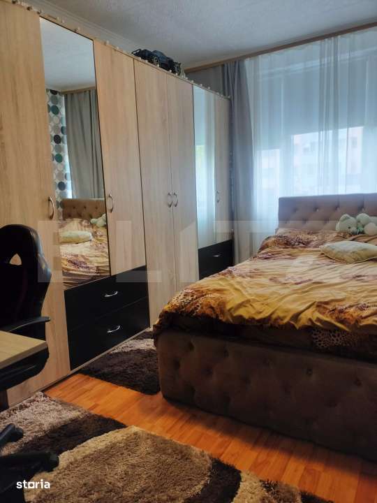 Apartament de vanzare, cu 2 camere, spatios si complet renovat, zona B - Imagine principală: 3/8
