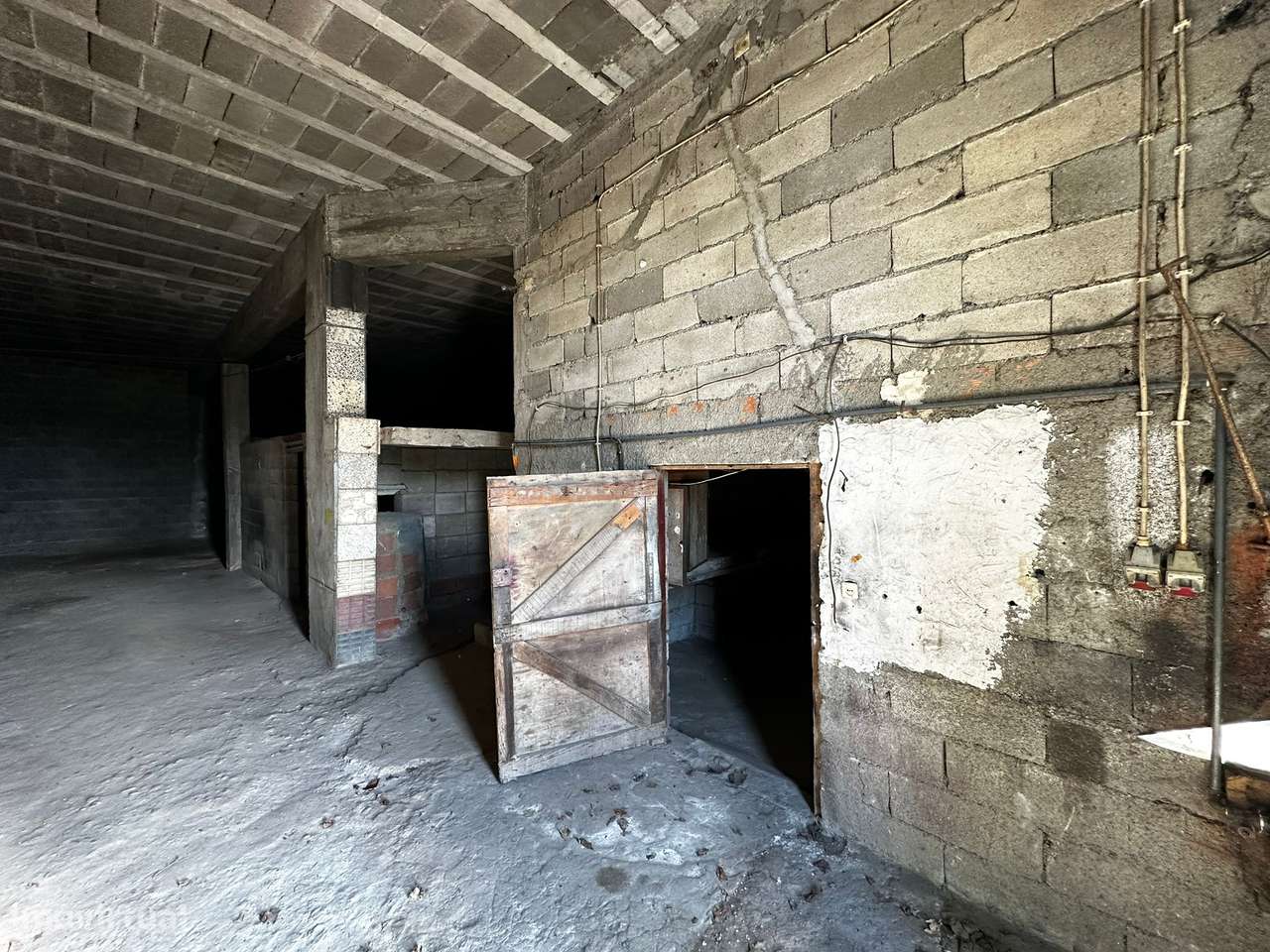 Imóvel de banco : escritura ao abrigo do simplex-21