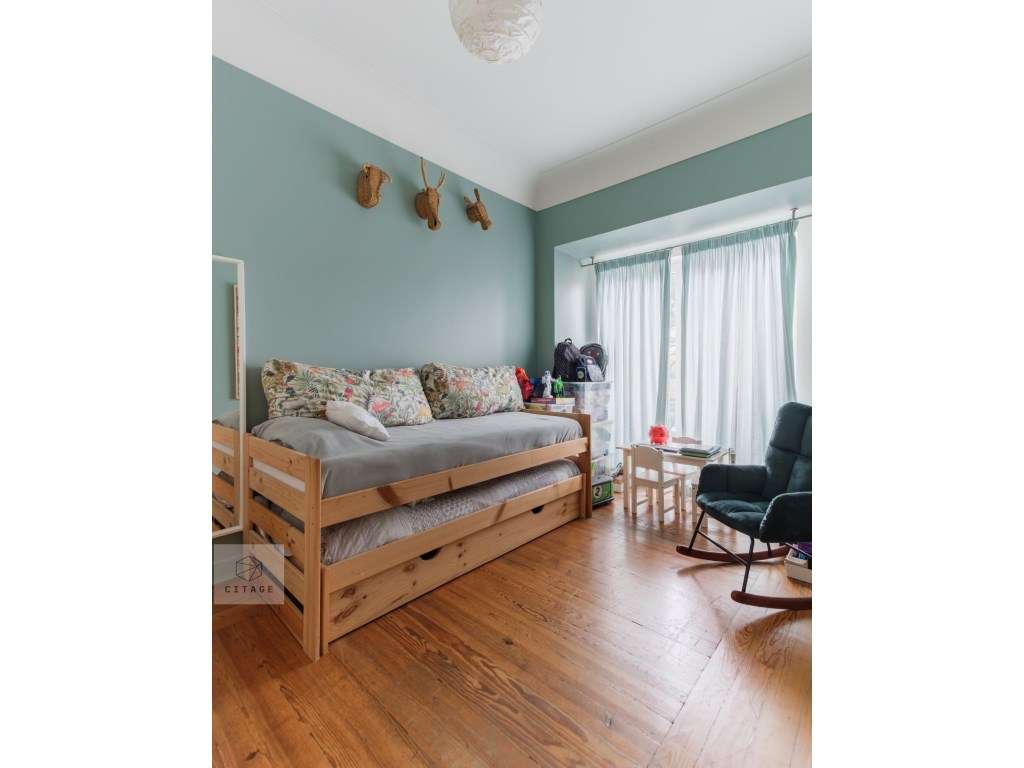 Apartamento T4 para venda Parque Eduardo VII-32