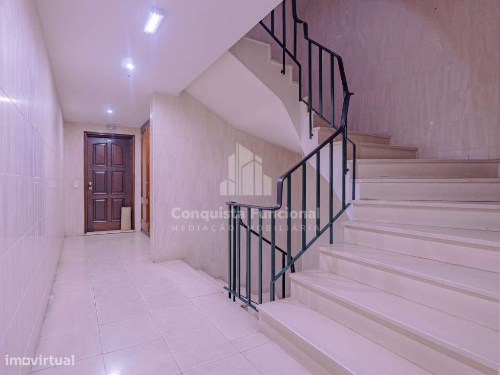 T2 na Maia | Elevador | Lugar de garagem | Varanda-15