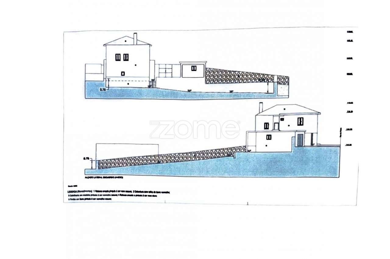 Moradia T3 de 4 frentes, com 984 m² de Terreno em Vila do Conde-37