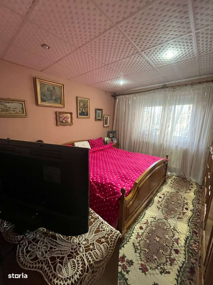 OANCEA-TATARASI ap.2 camere, etajul.1/4, curat, decomandat!-0