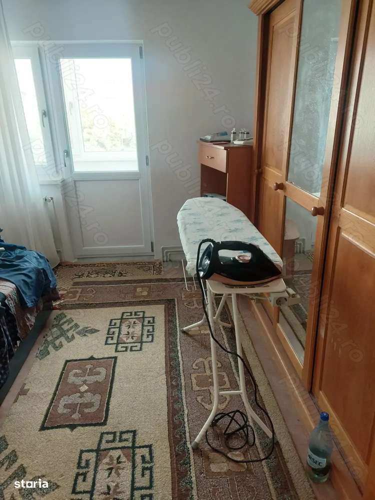 Apartament cu 3 camere în zona Noua, COD 8261-1