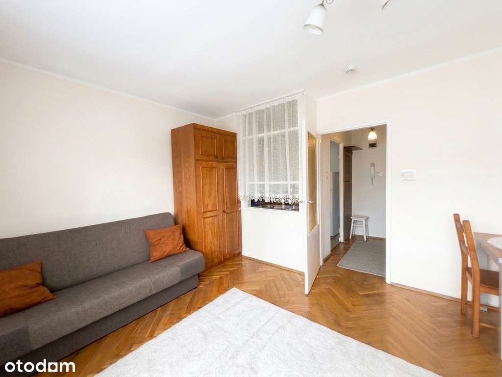 Kawalerka 29 m², 8. piętro, winda, cicha okolica