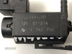 Válvula de controlo do vácuo Usado BMW 3 (E46) 320 d REF. 7.22341.00 MOTOR M47 2... - 4