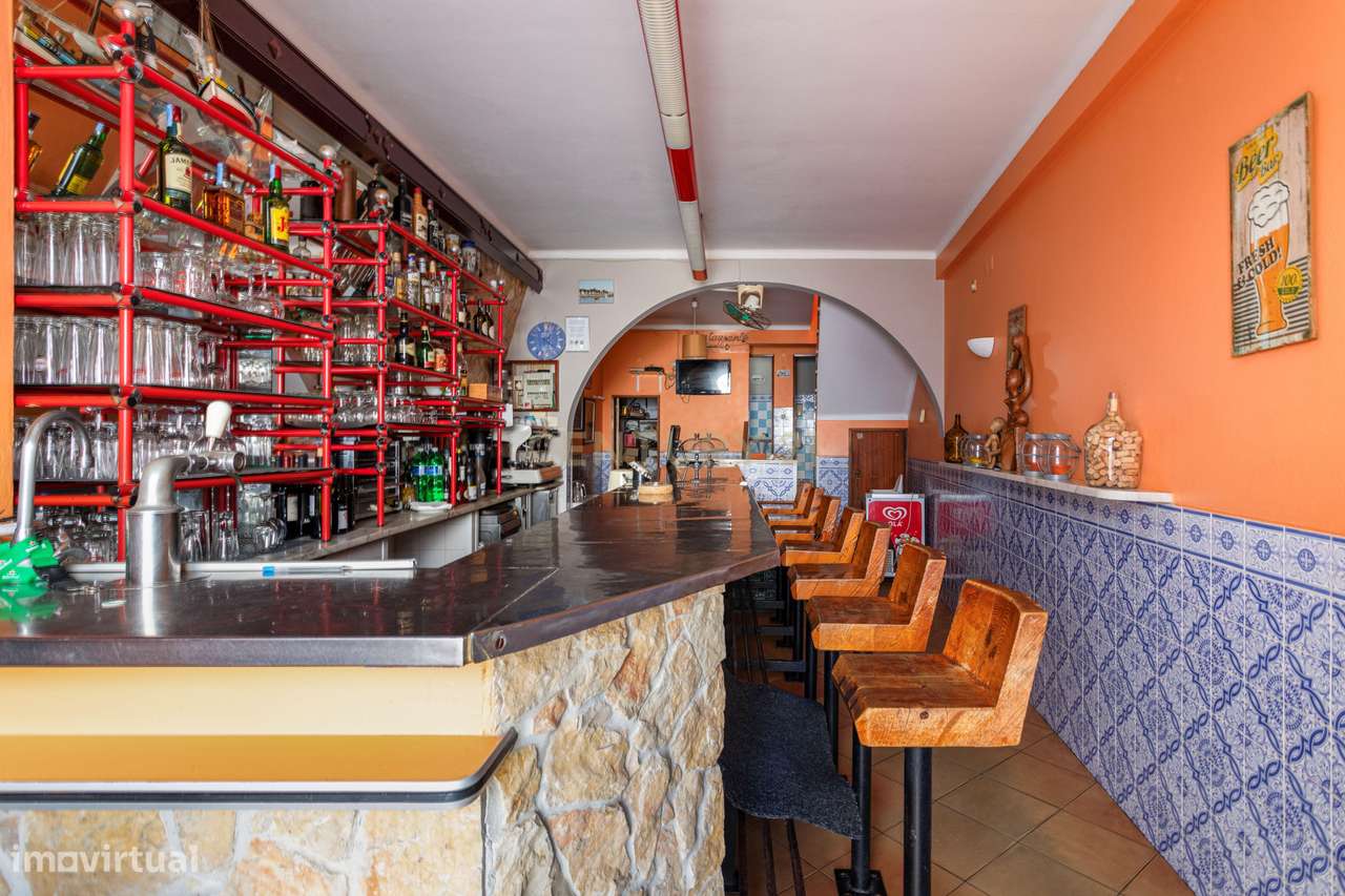 Restaurante - Cervejaria em Santa Luzia - Grande imagem: 2/14