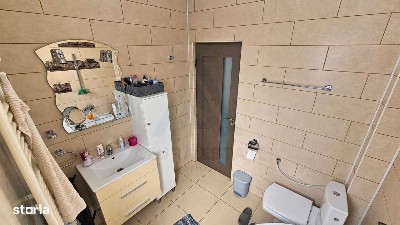 Apartament 3 camere 70 mp utili etaj 1 cu 2 locuri parcare pe D Renard-4