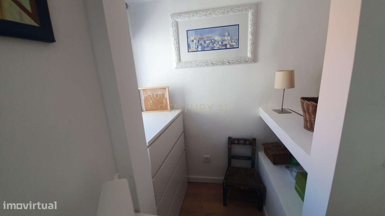 Prédio no Bairro Alto Remodelado com 3 Apartamentos e Loja, um Sonho p-44