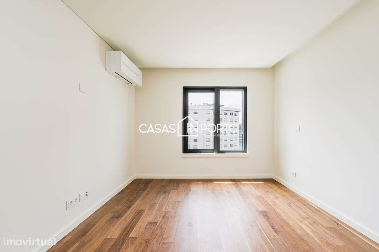 T3 com terraço e varanda - Centro de Vila Nova de Gaia-13