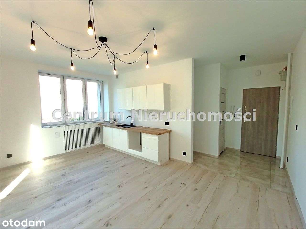 2 Pokoje Po Remoncie/1 Piętro/Al.Wojska Polskiego-4