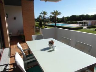 Agradável apartamento T2, com piscina, em Vilamoura