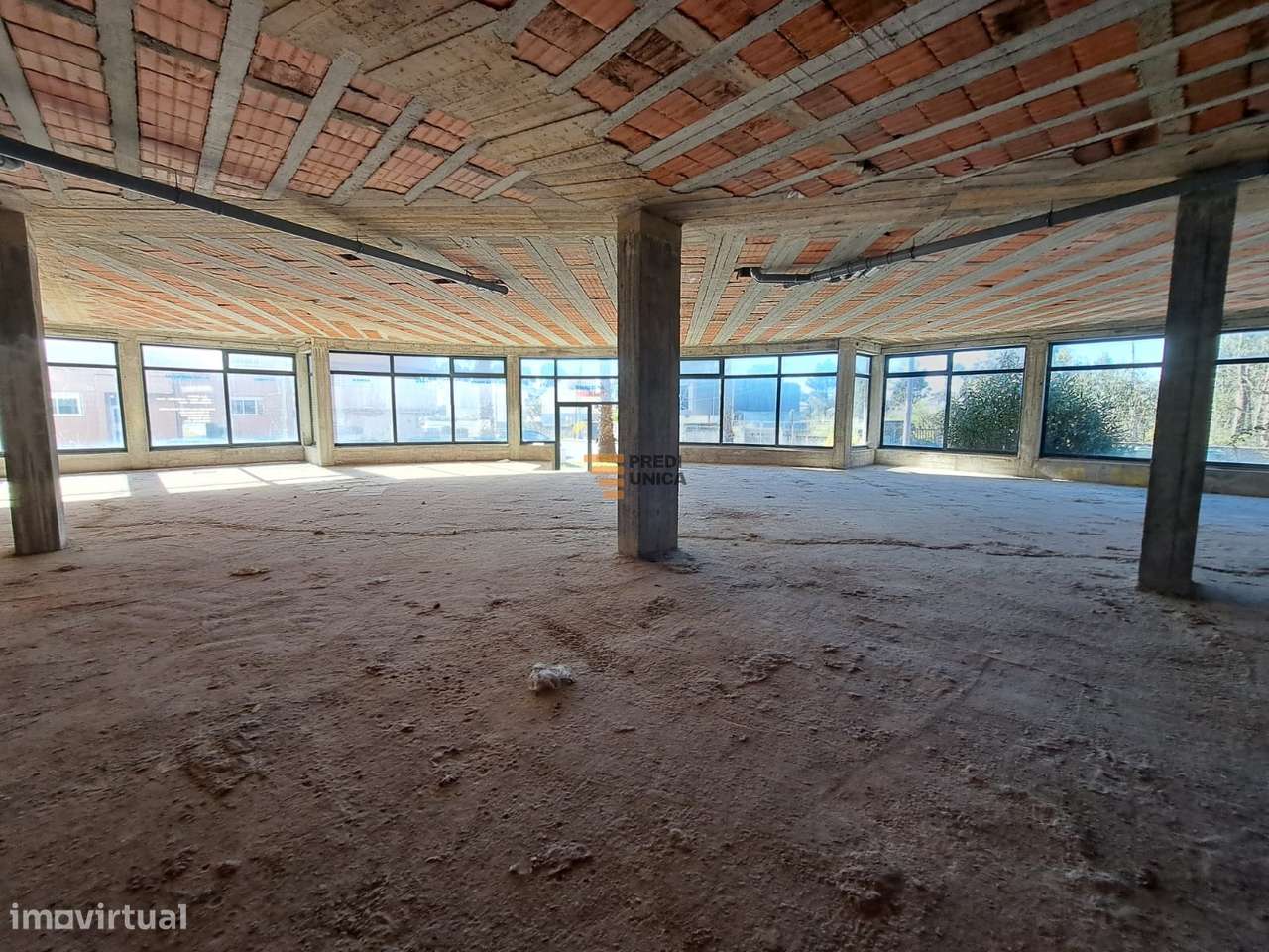 Loja frente 35 metros Madalena-17